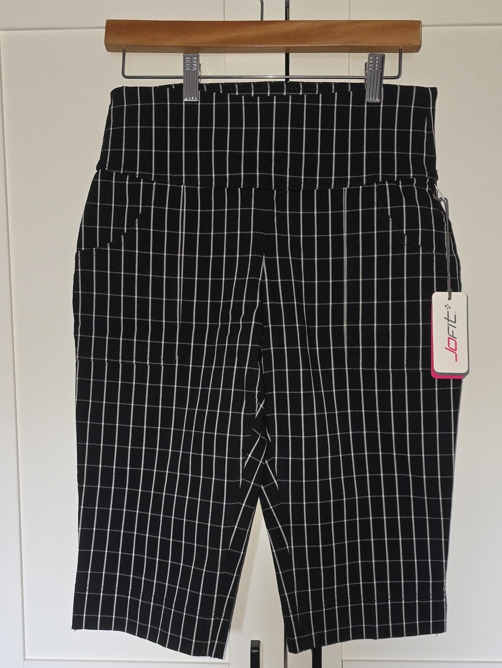 Jofit Slimmer Pedal Pusher Golf Shorts $100